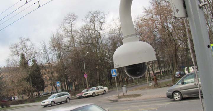 Видеокамеры на пешеходных переходах москвы